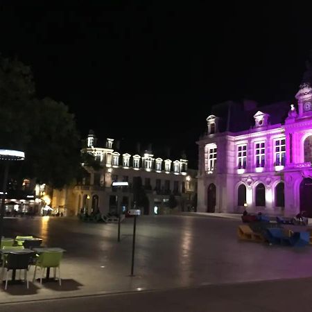 Le Square : Appartement Climatise En Centre Ville Poitiers Esterno foto
